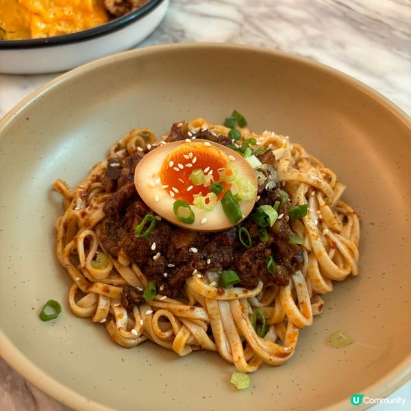 新都城下午茶🤤！撈麵蛋包飯😋！