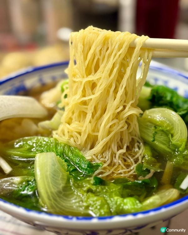 巨型雲吞、鯪魚球