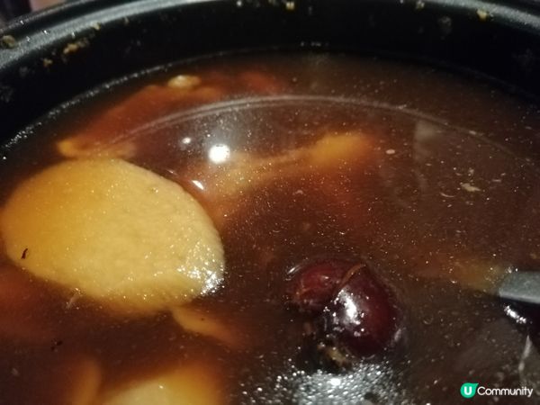 山藥 桃膠紅棗 排骨湯