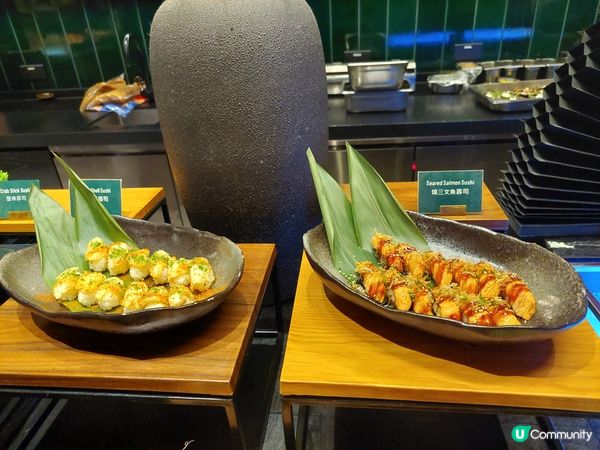 第一次黎呢間buffet, 原來熱食係自選既。