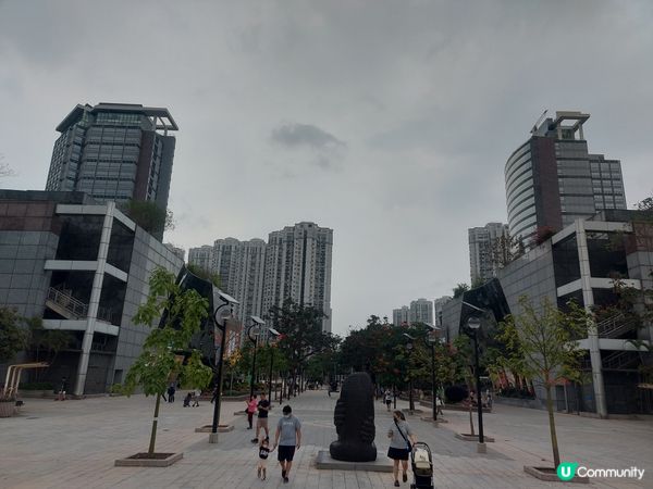 花香園林，動靜皆宜