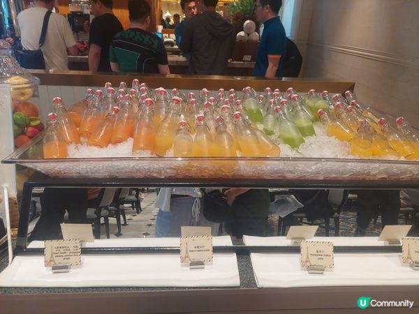 巴黎人自助早餐