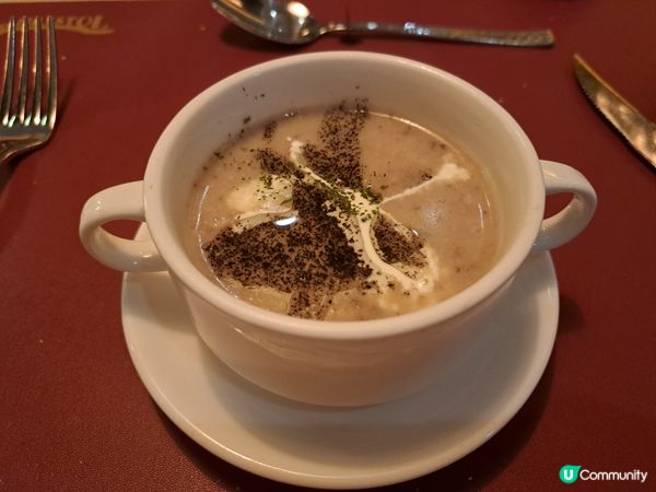 超好飲嘅黑松露菇菌湯