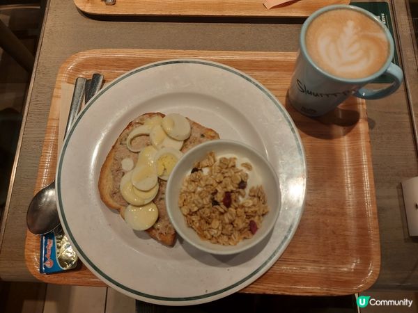 簡單早餐，活力滿滿！💪🍳🍞🥛