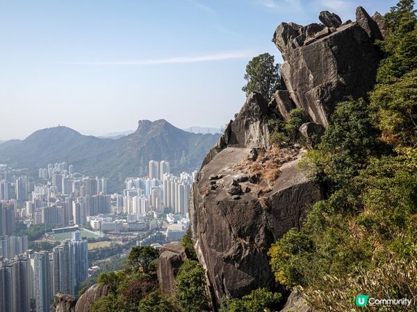 飛鵝山上大石鼓