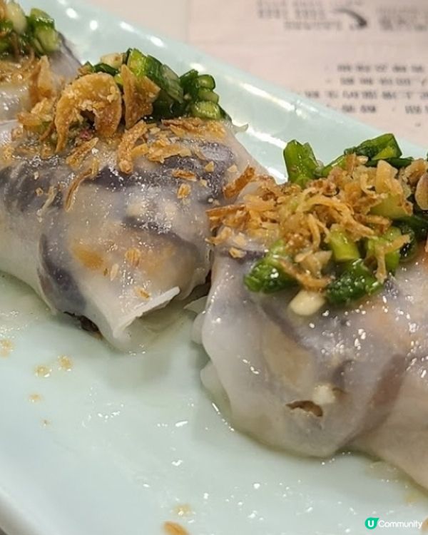 扎肉蒸粉卷，味道清清的。