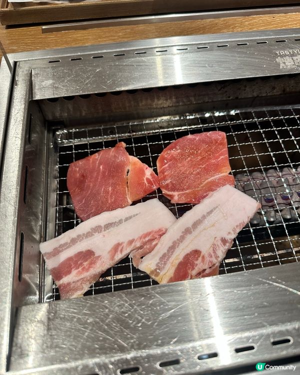 午餐享受燒肉😍