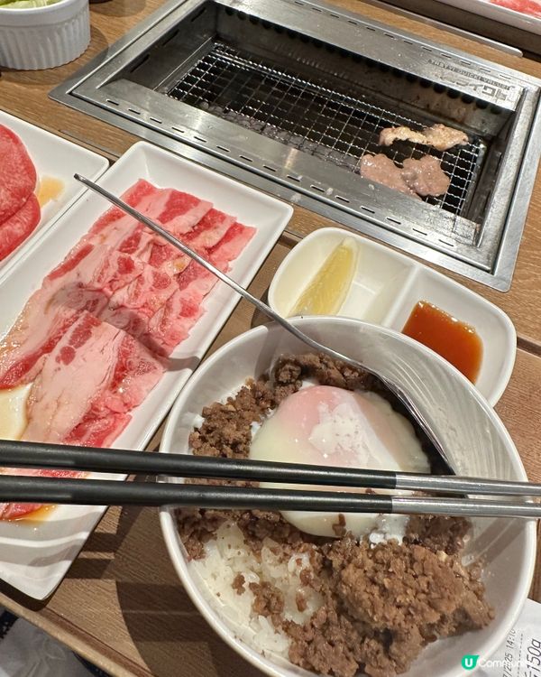 午餐享受燒肉😍