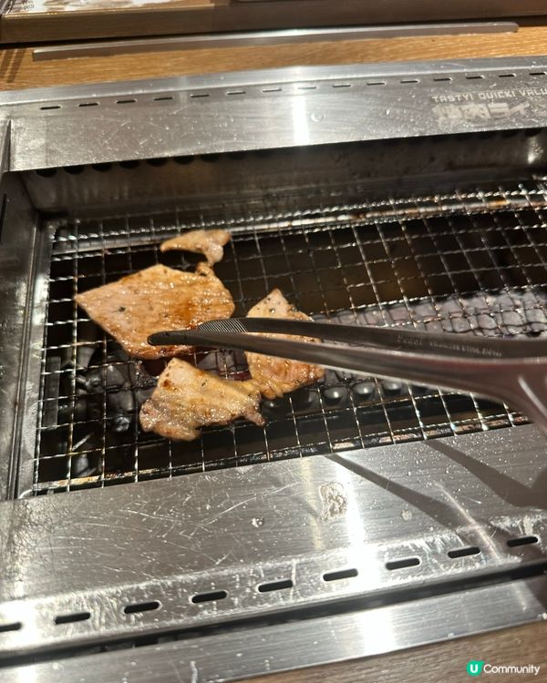 午餐享受燒肉😍