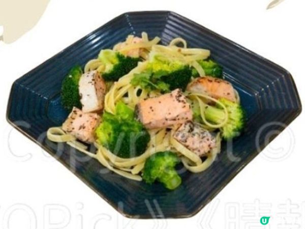 三文魚西蘭花全麥金蒜扁意粉