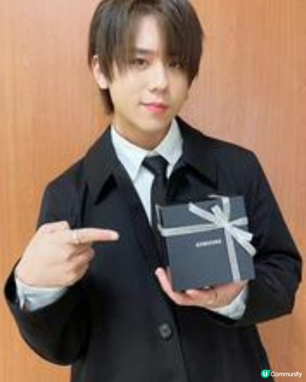 姜濤 - 香港男歌手、演員