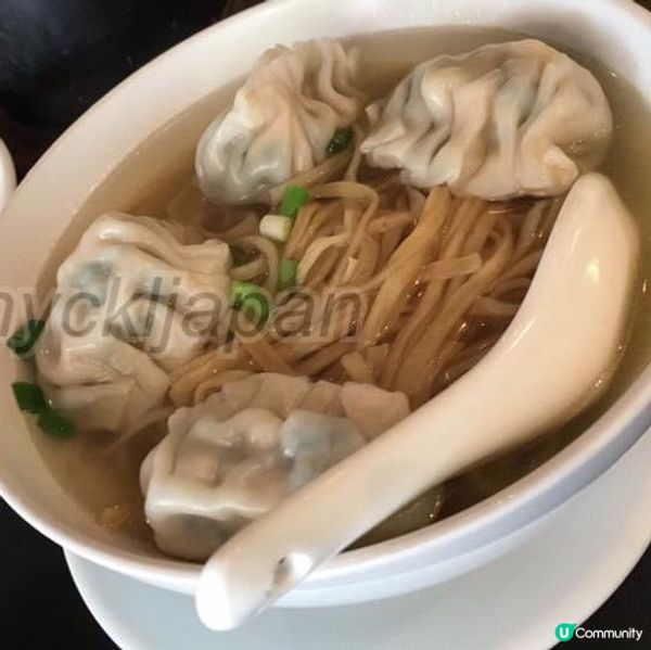 雲吞水餃麵雲吞,最緊要皮薄餡靚面就最緊要冇鹼水味,咁就係好味...