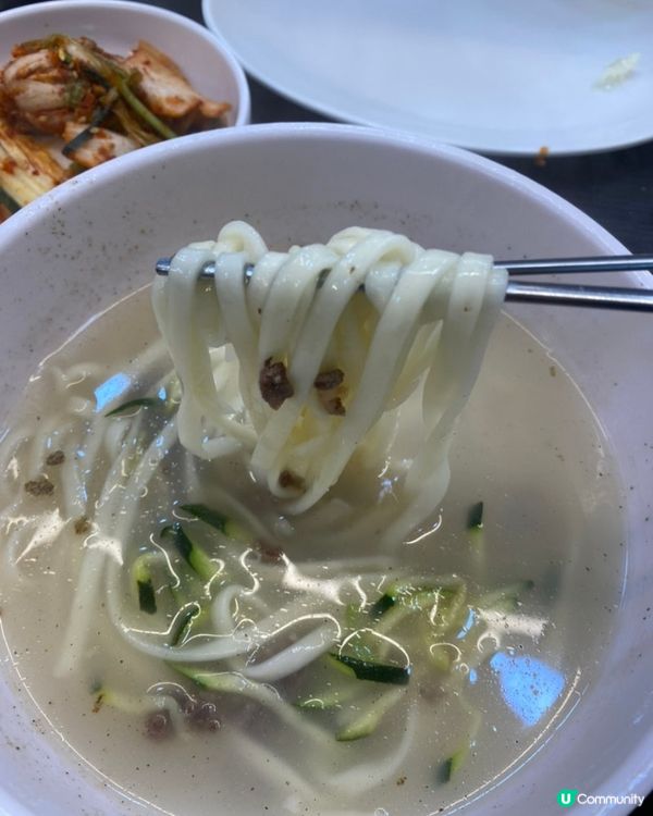 🇰🇷韓國聖水洞超人氣排隊店‼️刀削麵＋菜包肉套餐必食‼️