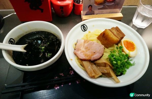 黑蒜沾麵 醬汁顏色似墨汁🤣