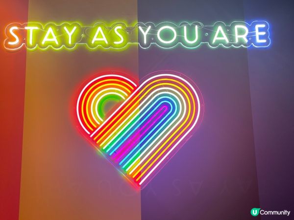 Hyatt 期間限定彩虹🌈蛋糕