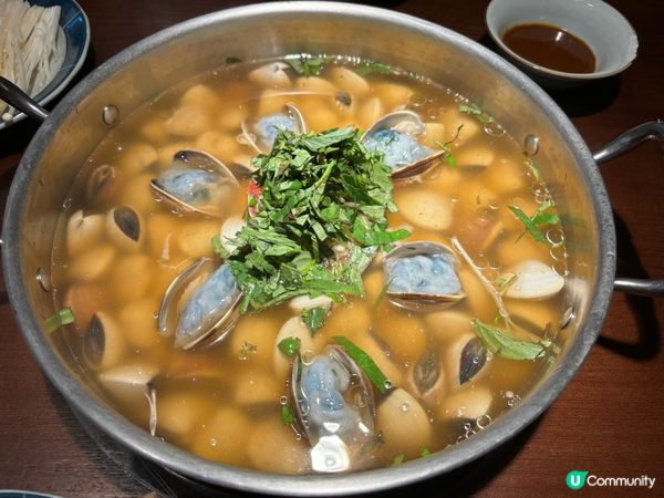 成個煲都係花甲蜆高質海鮮火鍋 - ¥59