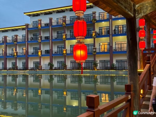 這是韶關的麗宮溫泉酒店、馬霸人遺址及雲門口。麗宮溫泉酒店建築...