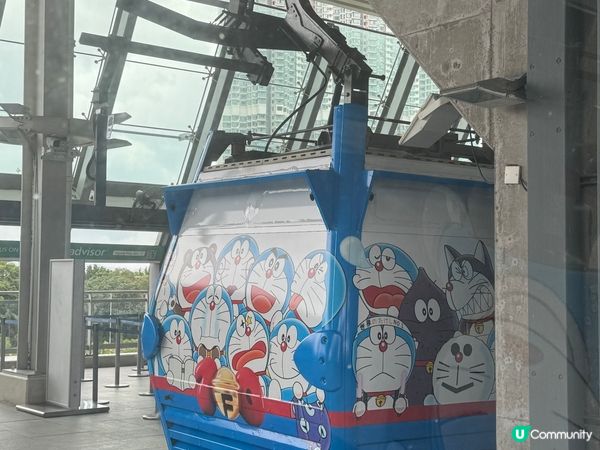 夏日打卡點是昂坪360，從小到大都很喜歡多啦A夢，剛好這個夏...