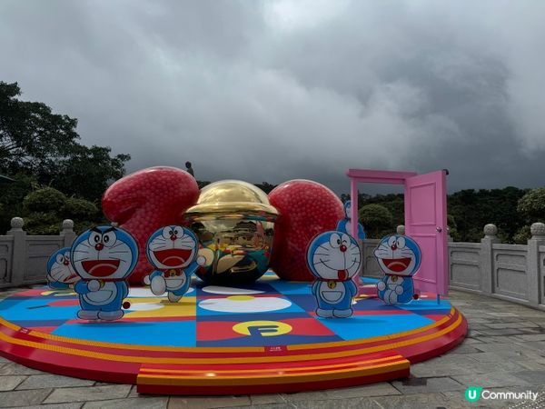 夏日打卡點是昂坪360，從小到大都很喜歡多啦A夢，剛好這個夏...