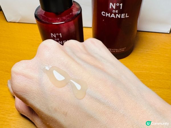 Chanel山茶花精華系列