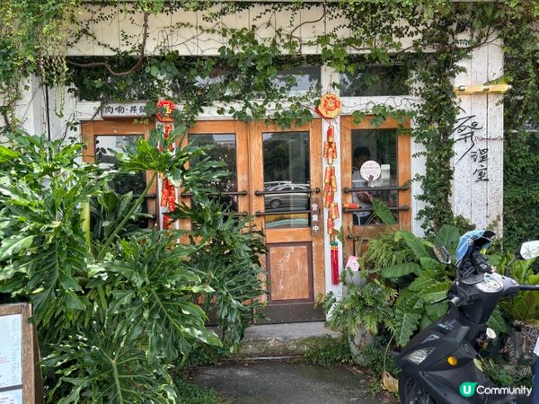 台灣嘉義｜廢溫室Greenhouse café，真的是在超大型溫室森林裡吃飯？！