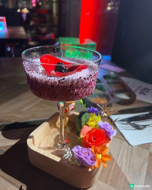 炭燒串燒酒吧，直播球賽，奧運