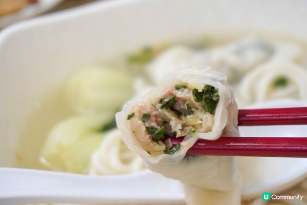 今次由曾住西環的朋友帶路去一間老字號上海麵店！