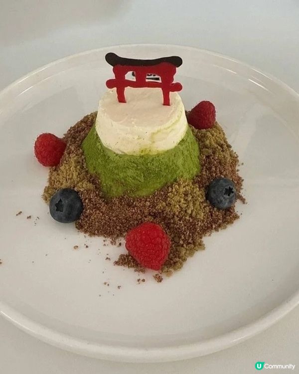 令人眼前一亮的特色餐廳- ULURU