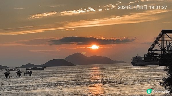 旭日初升，晨曦顯現。落日晚霞，更覺優雅。鬧市優美，更覺怡人。...