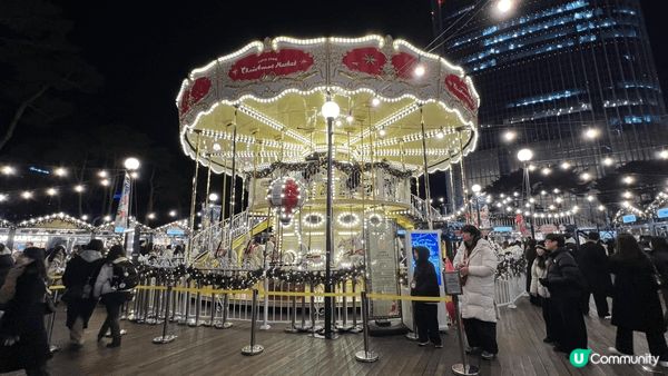 我在12月頭去南韓首爾，超有聖誕氣氛，樂天世界有一個聖誕市集...