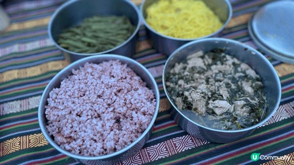 不丹虎穴寺不丹本土種植的紅米飯不丹新鮮有機蔬菜不丹清新的空氣...