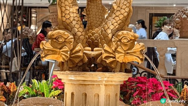 Royal Garden Hotel 午餐自助餐，款式很多樣...