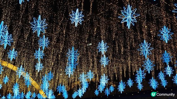 尖沙咀聖誕好去處- 尖沙咀中心燈飾、半島中心外牆+聖誕樹、Y...