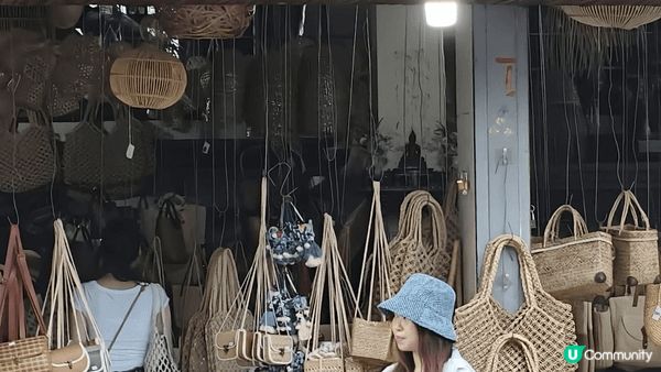 清迈，一個讓時間慢下来的古城。在這裡，你可以清晨在布帕壤寺静...