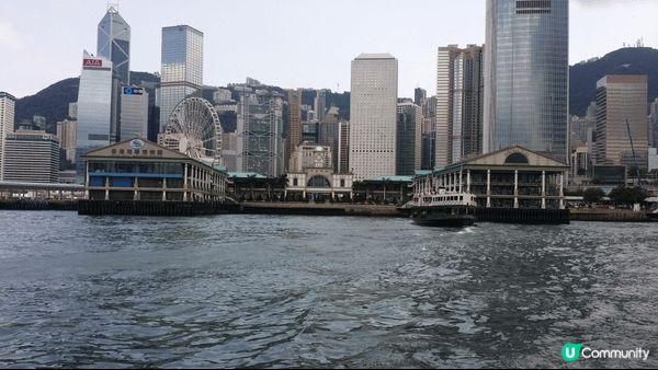 中環摩天輪， 可高處望維港兩岸景色， 亦可乘搭渡海小輪遊覽 ...
