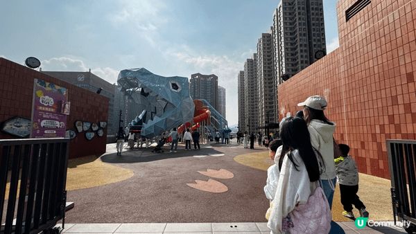位於沙田新城市廣場嘅恐龍公園，不但有多款遊樂設施，仲細分不同...