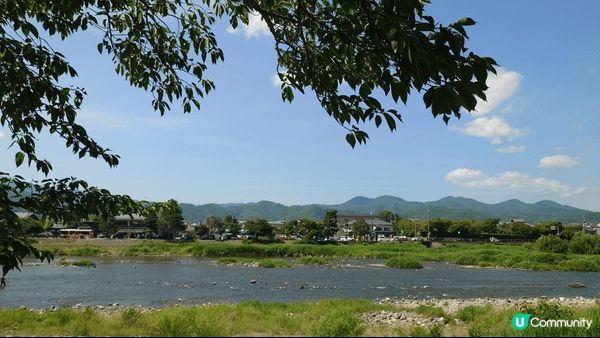 嵐山─距離京都車站大約半個鐘車程，風景優美，美食選擇多