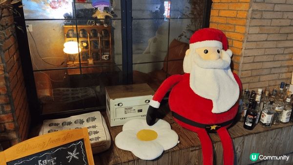 今個聖誕去咗成都睇熊貓, 聽到熊貓嘅咀嚼聲, 亦都親眼睇到熊...