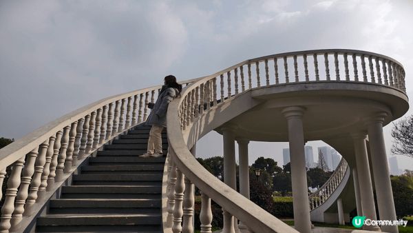 位於湖南長沙的橘子洲，完全係好清閒旅遊打卡熱點，一個小島充滿...