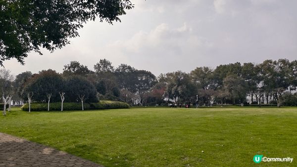 位於湖南長沙的橘子洲，完全係好清閒旅遊打卡熱點，一個小島充滿...