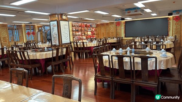 田耕閣養生館主打清真素食，以中式技法烹調健康菜餚。全澳的田耕...