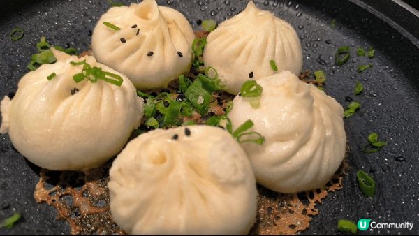 1️⃣茶☕️：有龍井綠茶/紅茶可以選擇，茶味清香不澀