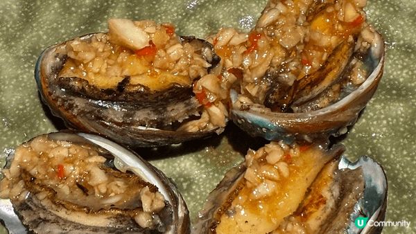 以上3 張相片是本人最喜愛的菜式，首先就是蒜蓉辣椒炒鮑魚，非...