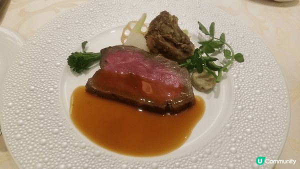 在日本吃到的美味的西餐，牛肉超級鮮，湯又濃，魚又滑，超級正!...