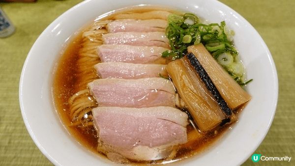 【らーめん】葱鴨拉麵的湯底僅由「鴨、蔥、水」三種材料製成，透...