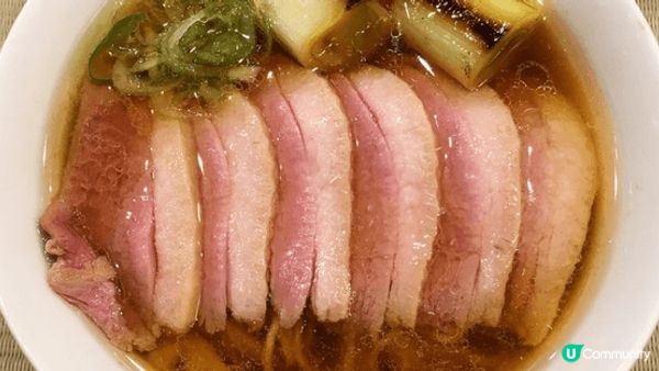 【らーめん】葱鴨拉麵的湯底僅由「鴨、蔥、水」三種材料製成，透...