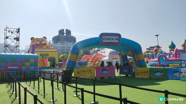 西九文化區，大型吹氣彈床樂園，The Big Bounce，...