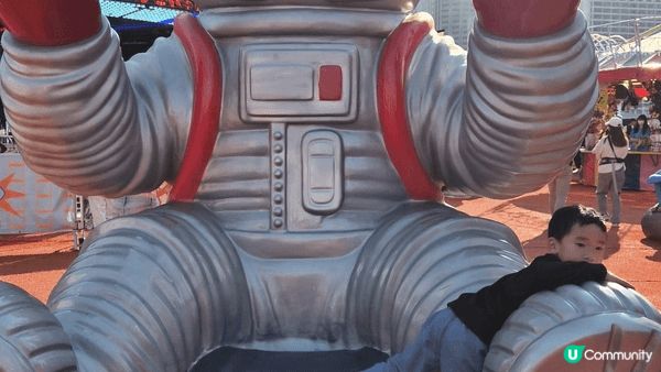 小朋友一定覺得好玩，公仔都好易中! 不過7枚代幣一定唔夠、一...