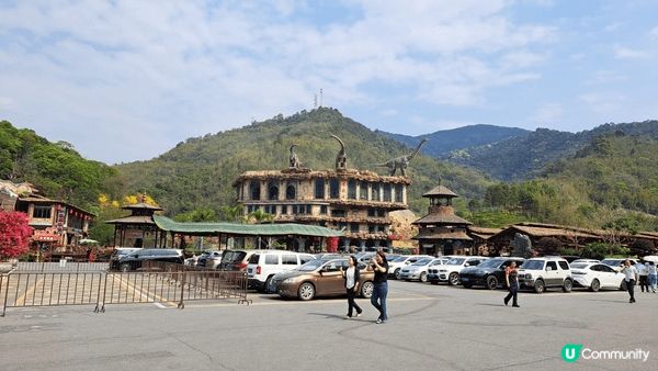 清遠，古龍峽。國家4A級旅遊景區，有「雲天玻霸」玻璃橋，森林...