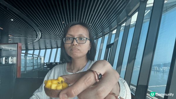 有些照片是我獨遊澳門拍攝的、獨自過生日和同屋企人去旅行拍攝的...